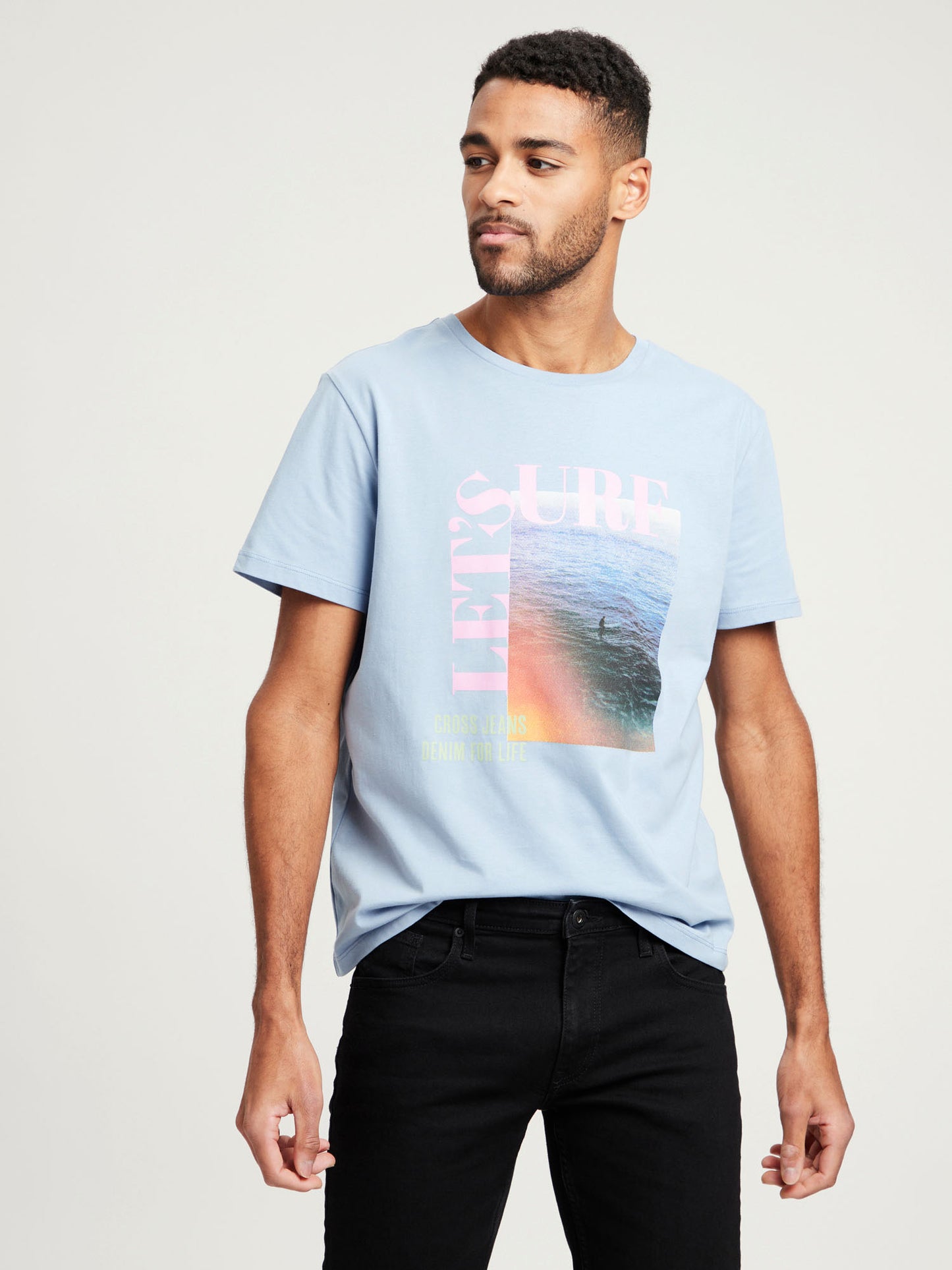 Herren Regular T-Shirt mit Print blau.