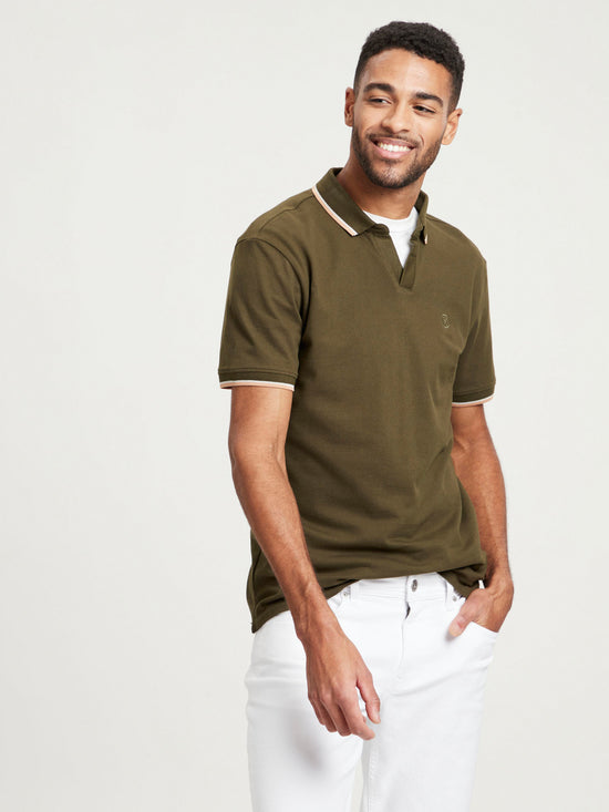 Men's regular polo shirt with striped details khaki.