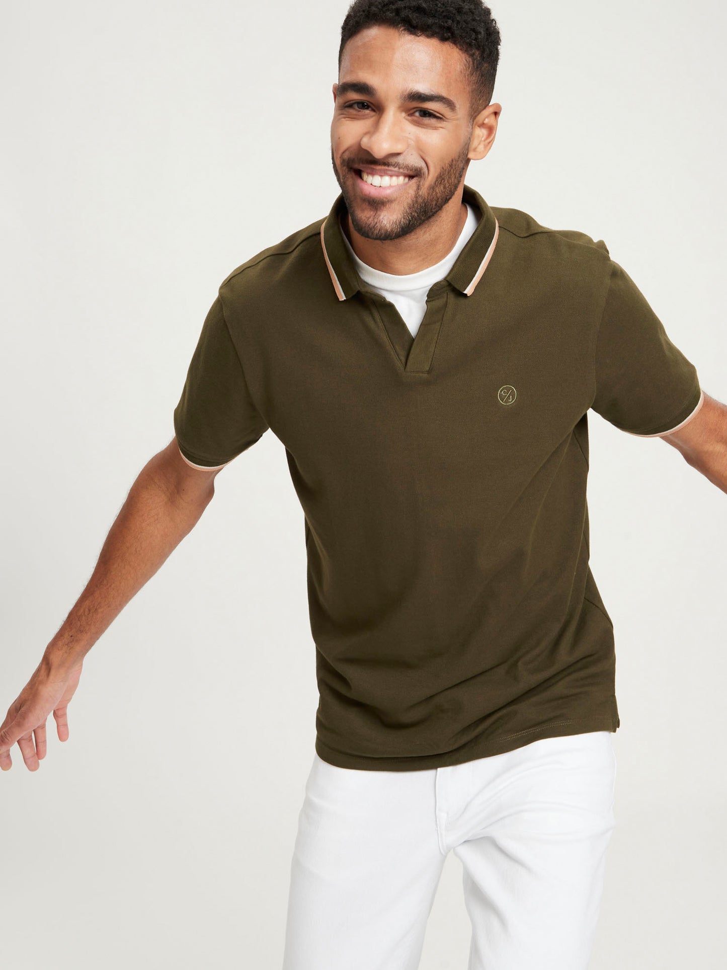 Men's regular polo shirt with striped details khaki.