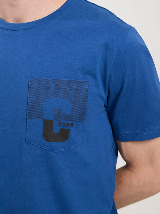 Herren Regular T-Shirt mit Brusttasche und Logo blau