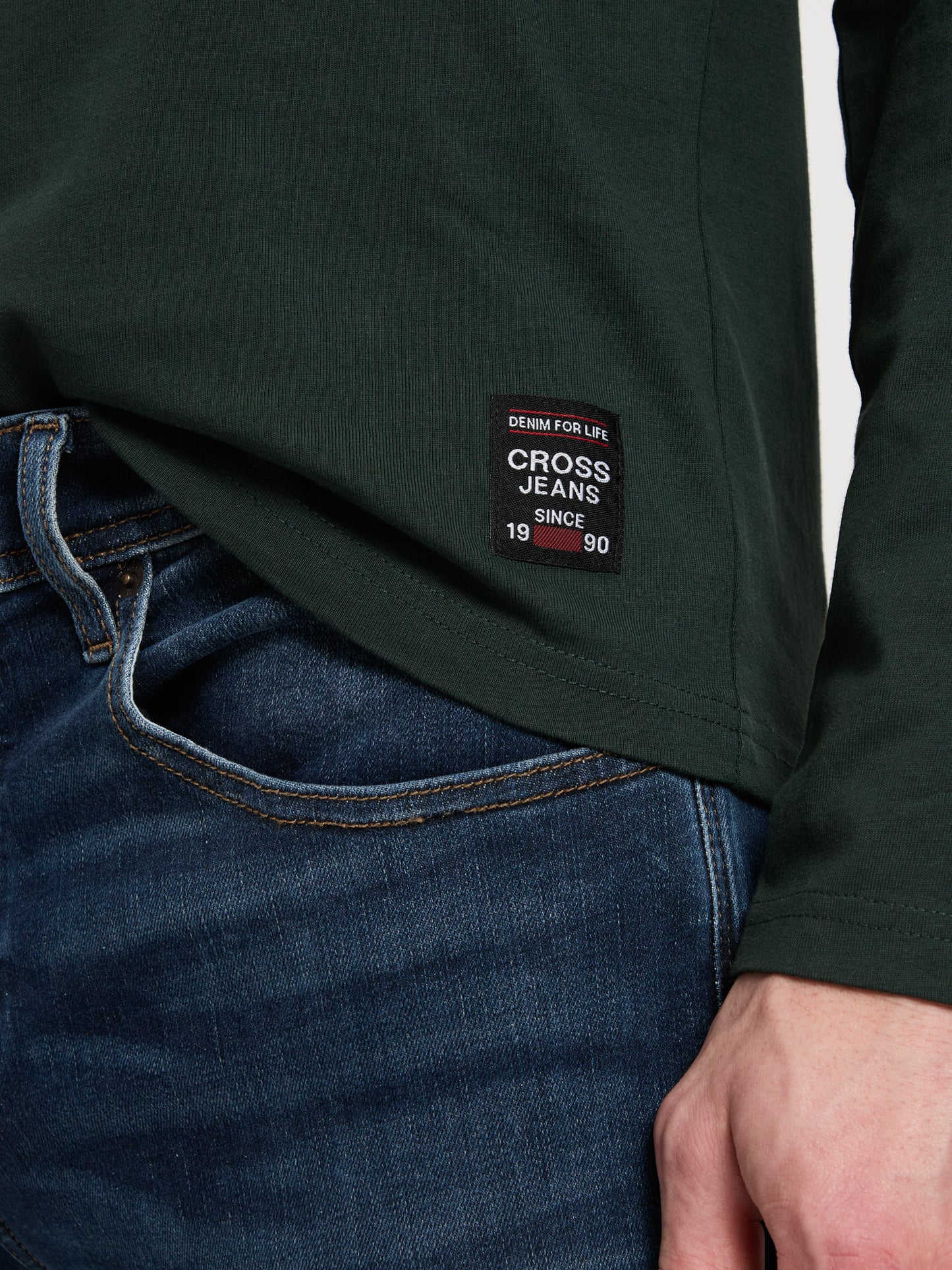 Men's Regular Long Sleeve Shirt with Label Patch on the Hem Green