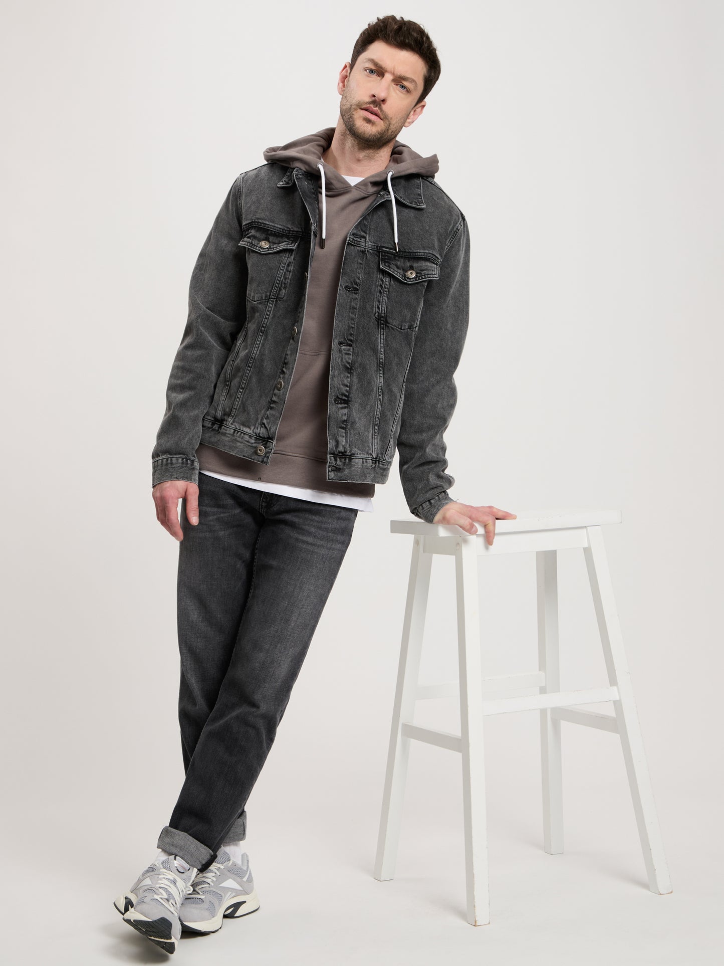 Men's Hoodie Regular in Anthracite