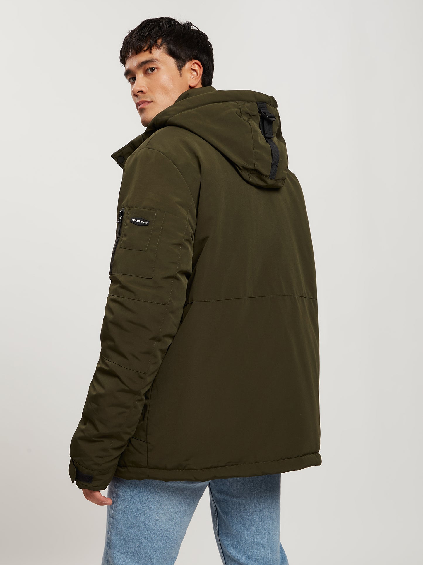 Herren Regular Winterjacke mit Kapuze, Reißverschluss und vier Taschen khaki