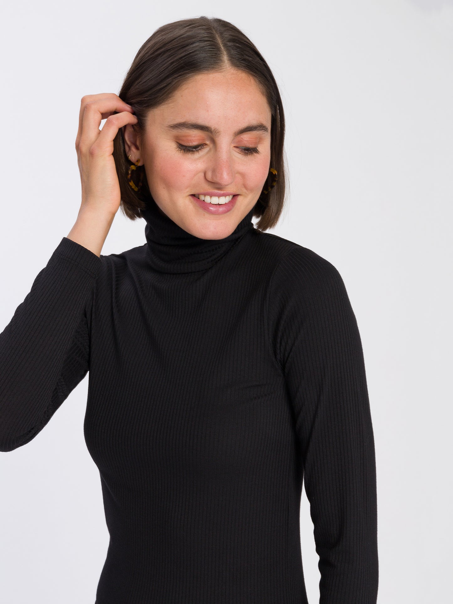 Damen Slim Langarmshirt mit Rollkragen schwarz