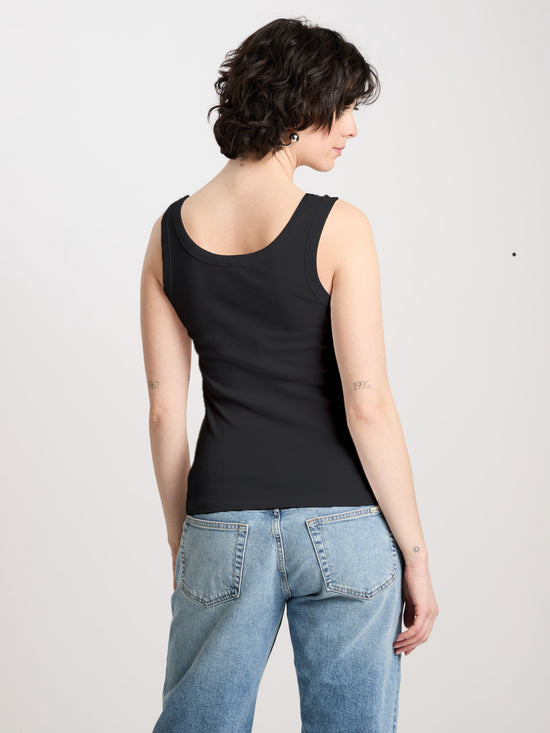 Damen Slim Tank-Top in Ripp-Qualität schwarz.