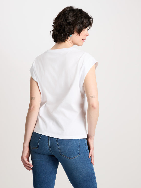 Women's regular t-shirt with dropped shoulders, white.