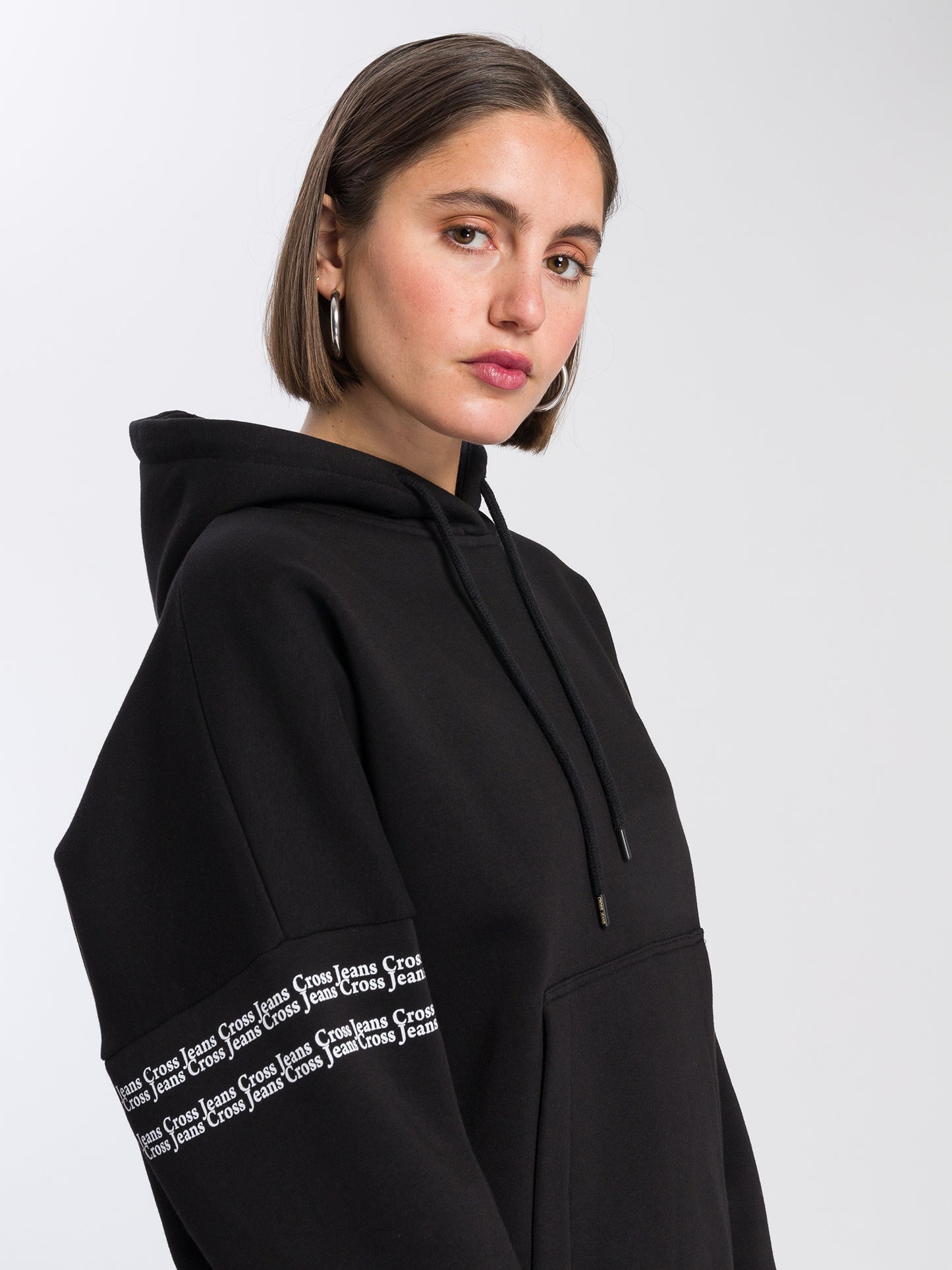 Damen Oversize Hoodie mit Logo Print am Ärmel schwarz