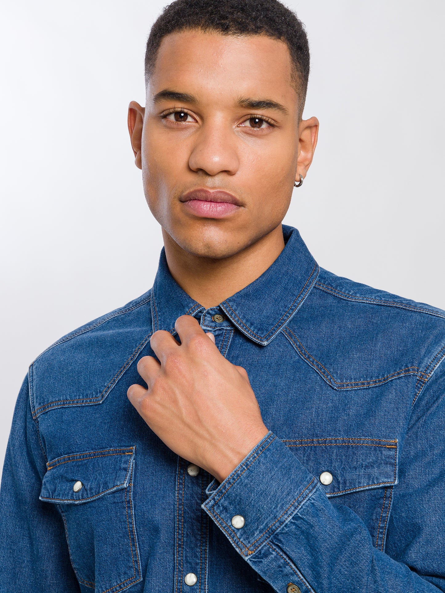 Men's regular denim shirt dark blue