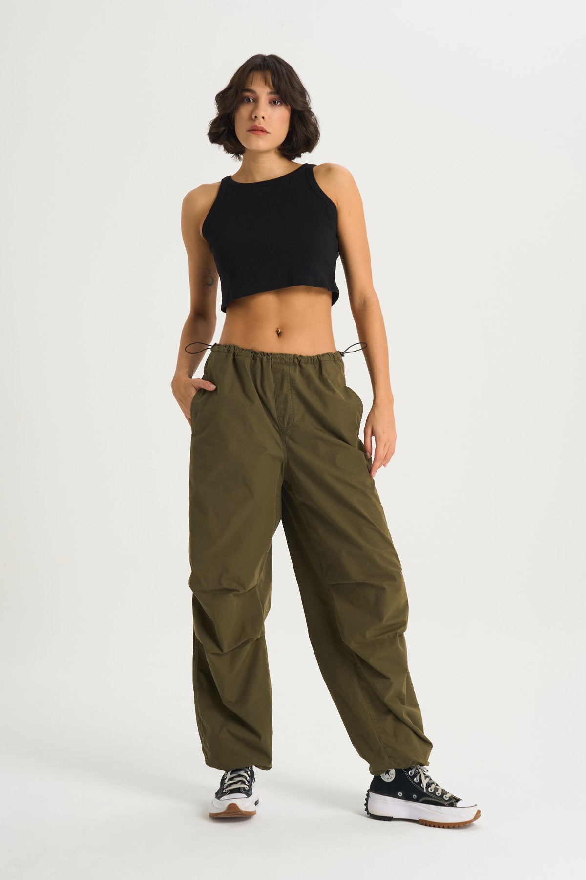 Damen Parachute Hose in khaki