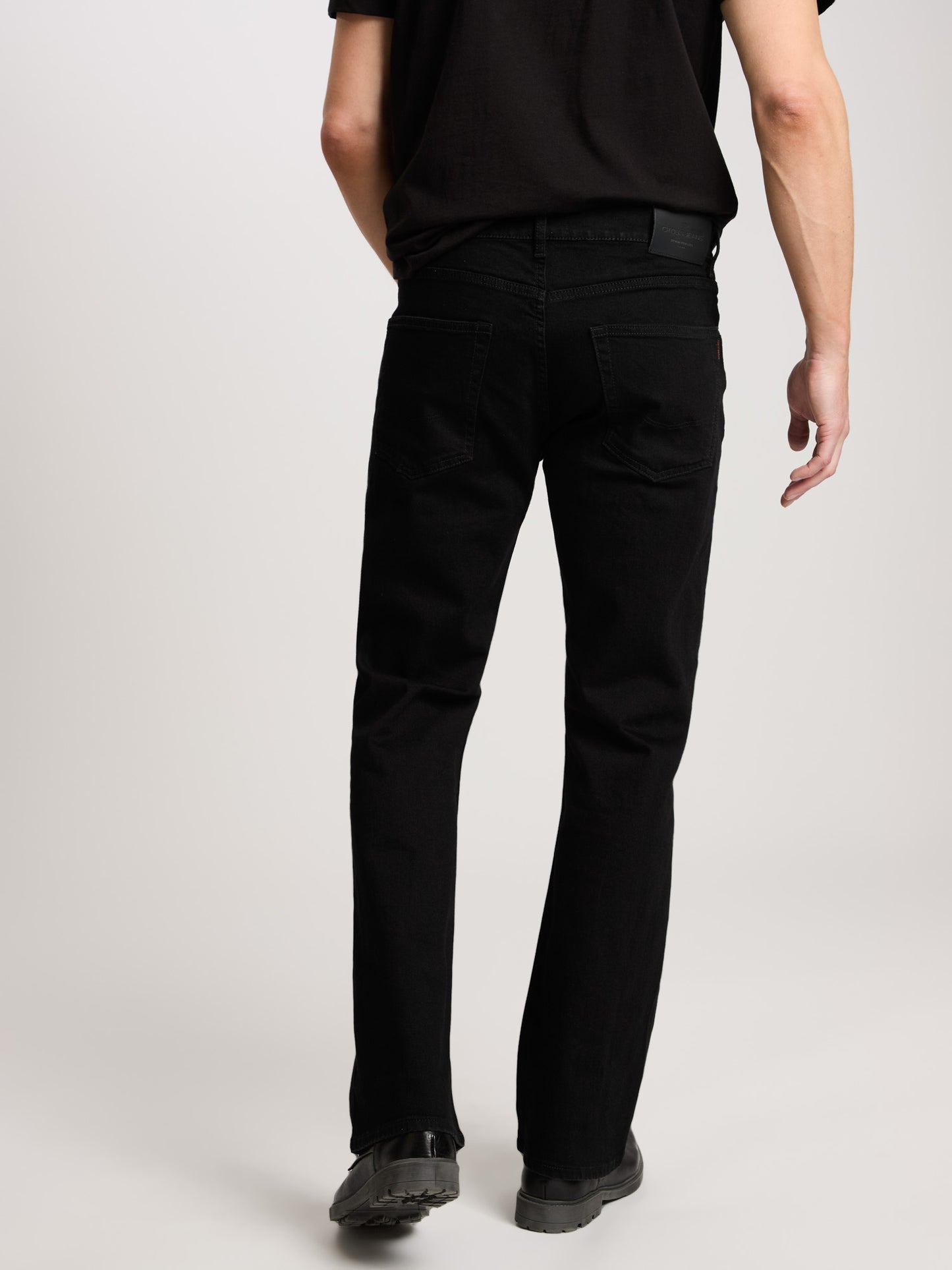 Colin men's jeans slim fit bootcut black.