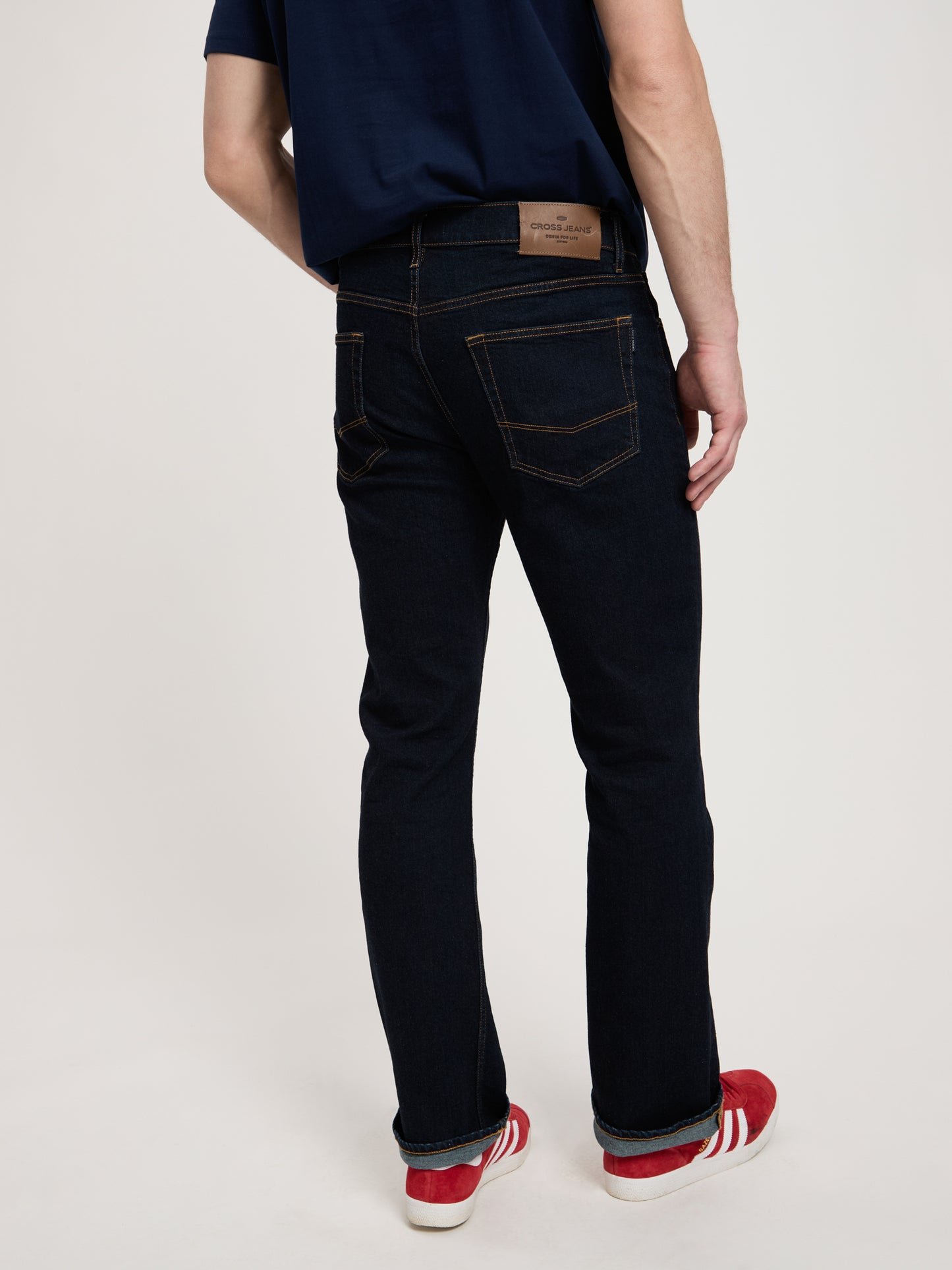 Colin men's jeans slim fit bootcut dark blue.